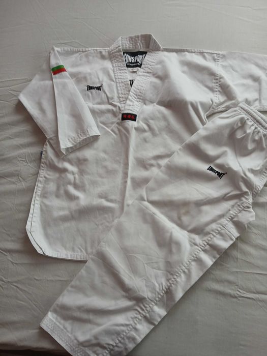 Детски добок за таекуондо wtf