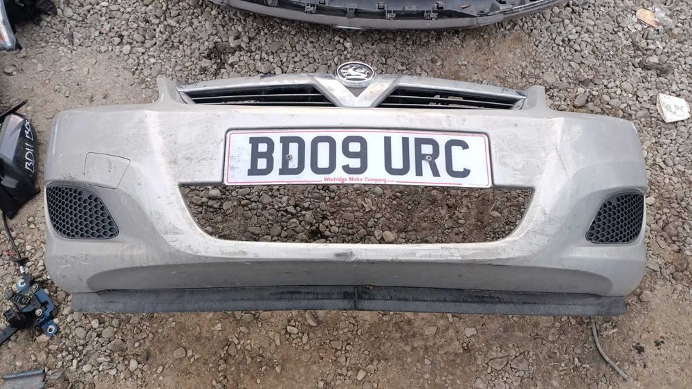 Bara fata Opel Zafira B facelift an 2009