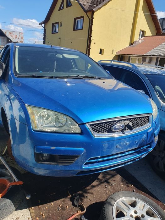 Dezmembrez ford focus motor 2.0 diesel 140 cp