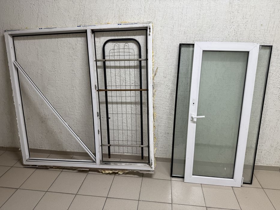 Срочно продам пластиковые окна.