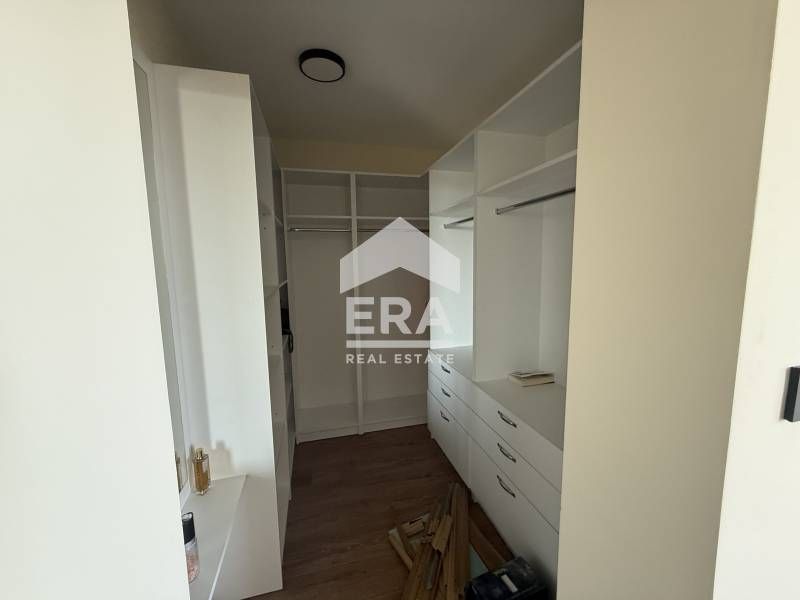 Продава се Къща в Варна, Изгрев - 361 кв.м за 2715 €/кв.м - Снимка #10