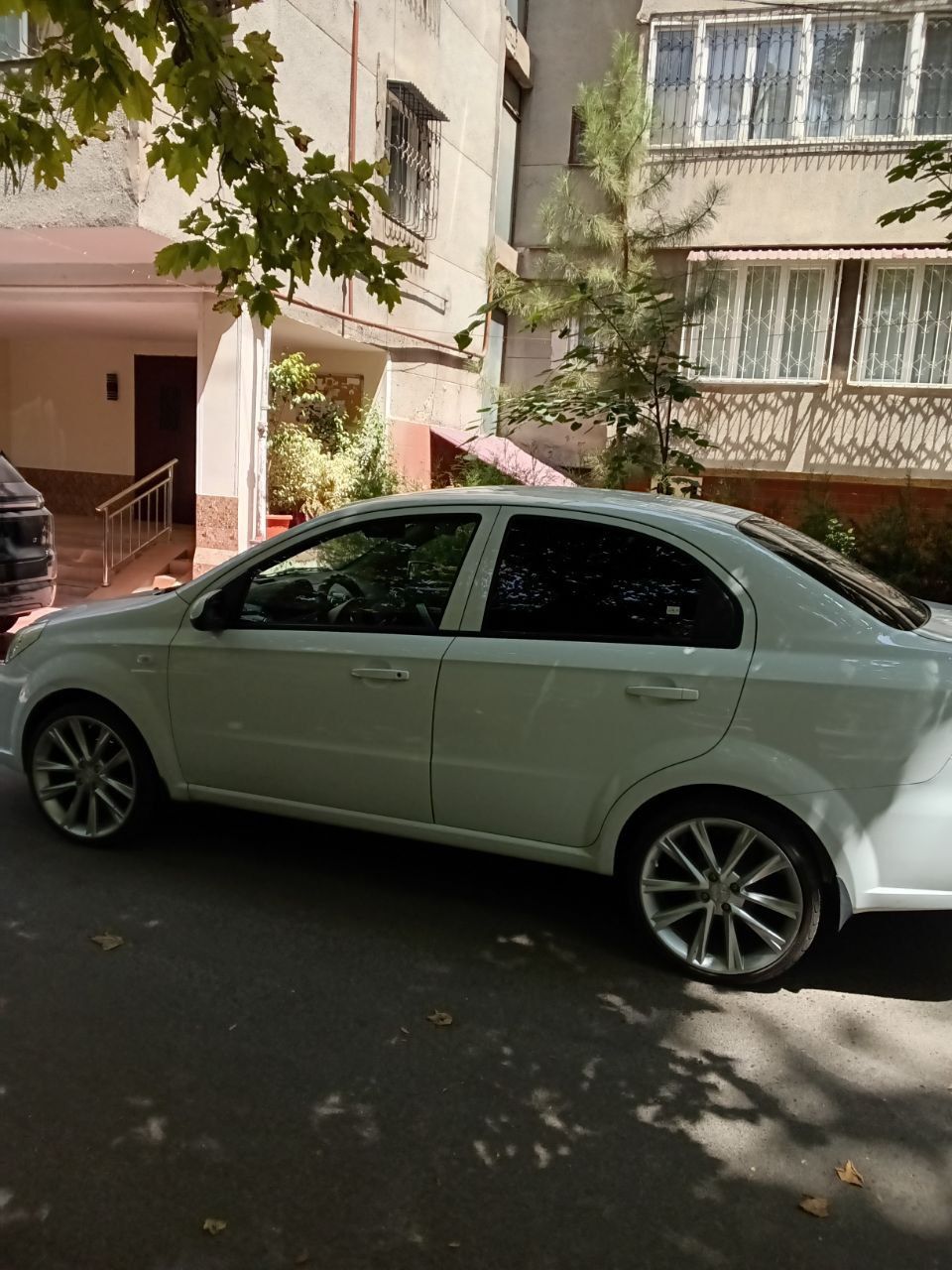 Продам диски 18 в среднем состояние