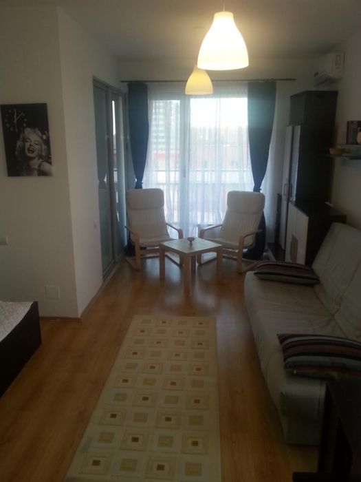 Garsoniera Quadra Place