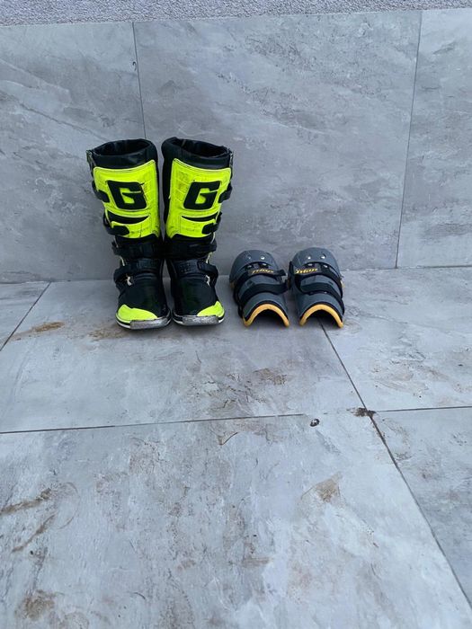 Cizme si genunchiere Enduro Cross