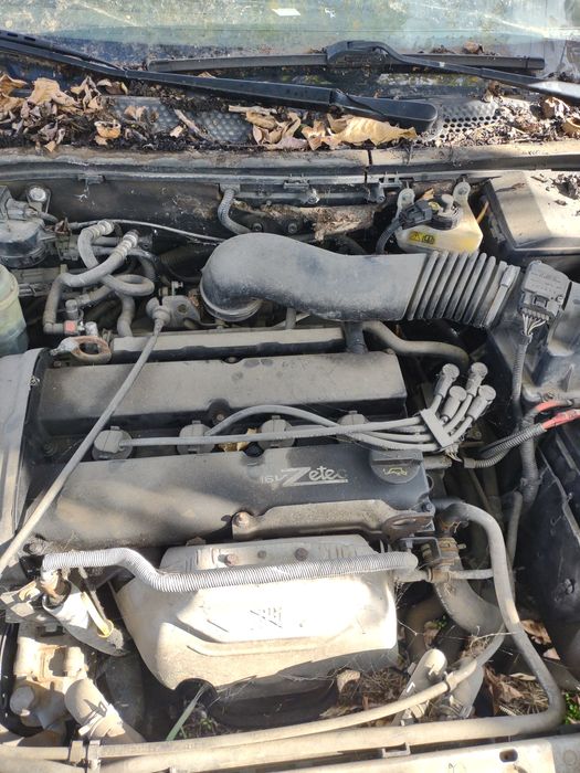 Vînd set roti iarna sde Renault Clio 2005 și set roti Ford focus mk1.