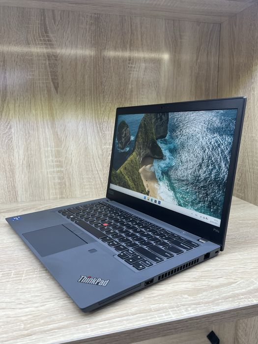 Б/у идеальное ноутбук ThinkPad P14s Gen 2