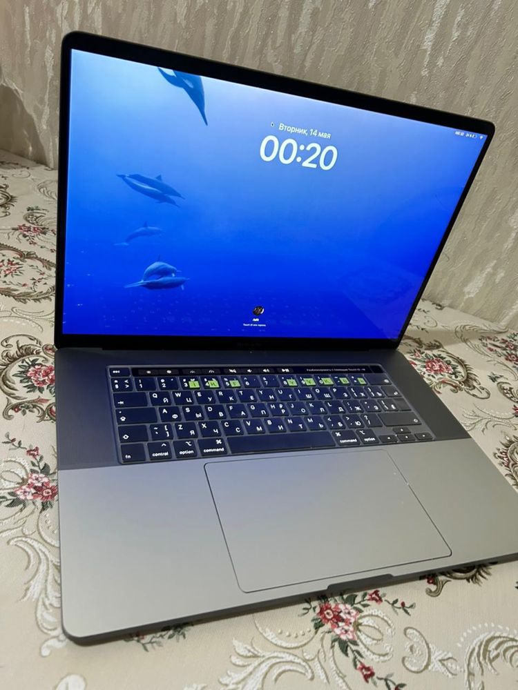 Apple Macbook pro