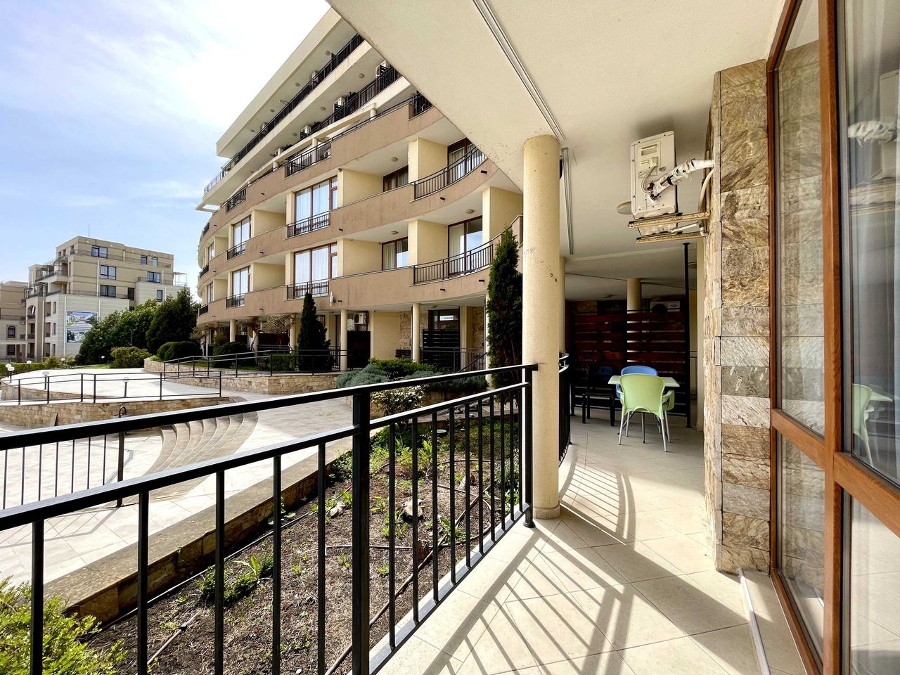 Продава се Двустаен апартамент в Свети Влас - 84 кв.м за 1250 €/кв.м - Снимка #13