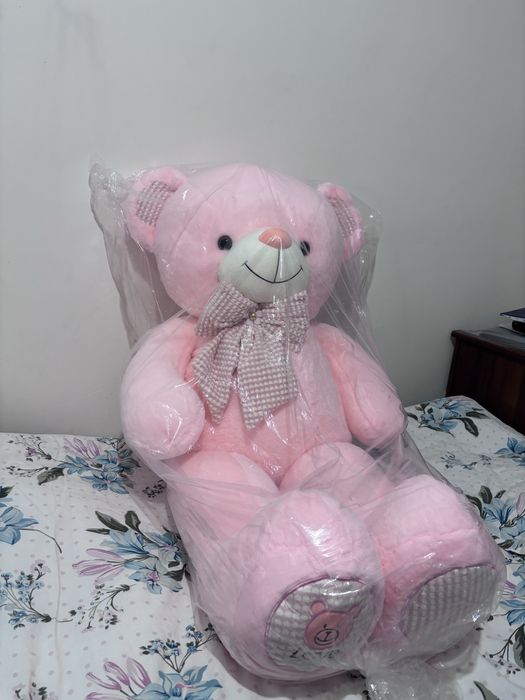 Большой плюшевый мишка (новый)