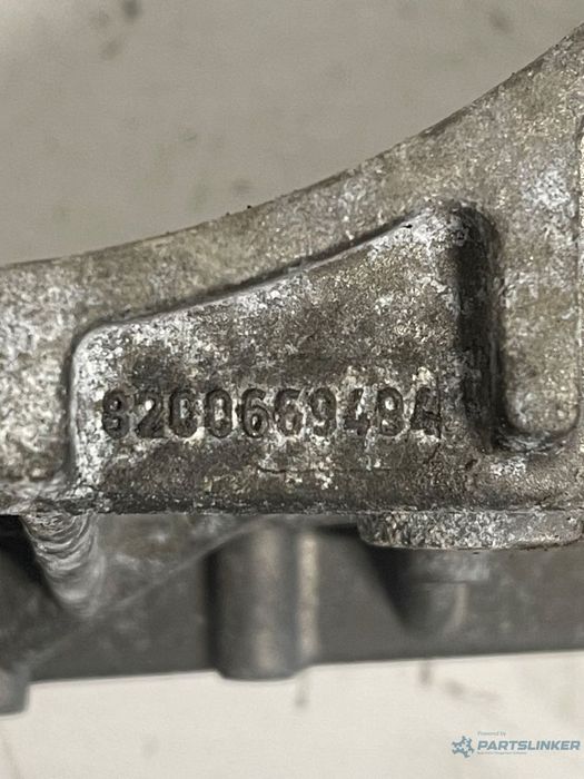 Suport accesorii DACIA SANDERO II 2012 - > 1.5 dCi K9K 612, K9K 626 8200669494