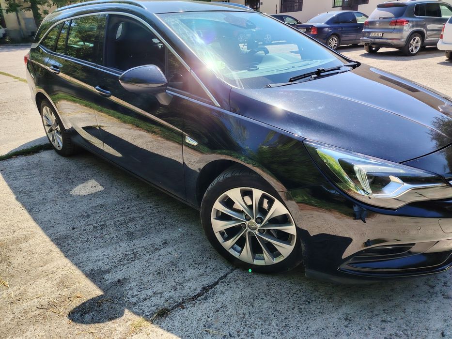 Vând Opel Astra K,An 2017,1.6 cdti 136 cp/variante auto cutie automată