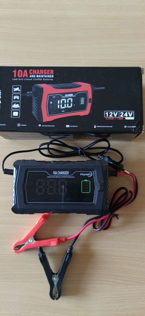 Продавам автоматично зарядно за Акумулатор 12/24 V