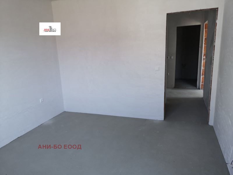 Продава се Двустаен апартамент в Варна, м-т Евксиноград - 78 кв.м за 1102 €/кв.м - Снимка #5