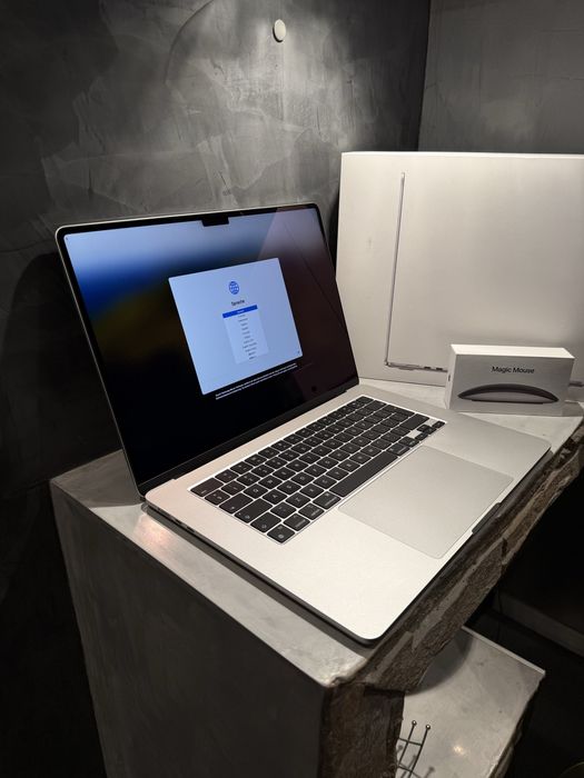 КАТО ЧИСТО НОВ Macbook Air M3 15.3"
