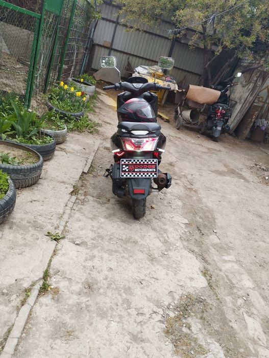 Продам мопед N Max 175куб