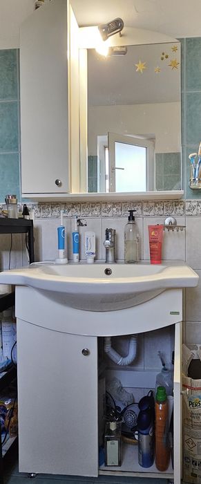 Set mobila de baie+ Lavoar+Baterie+ Oglinda