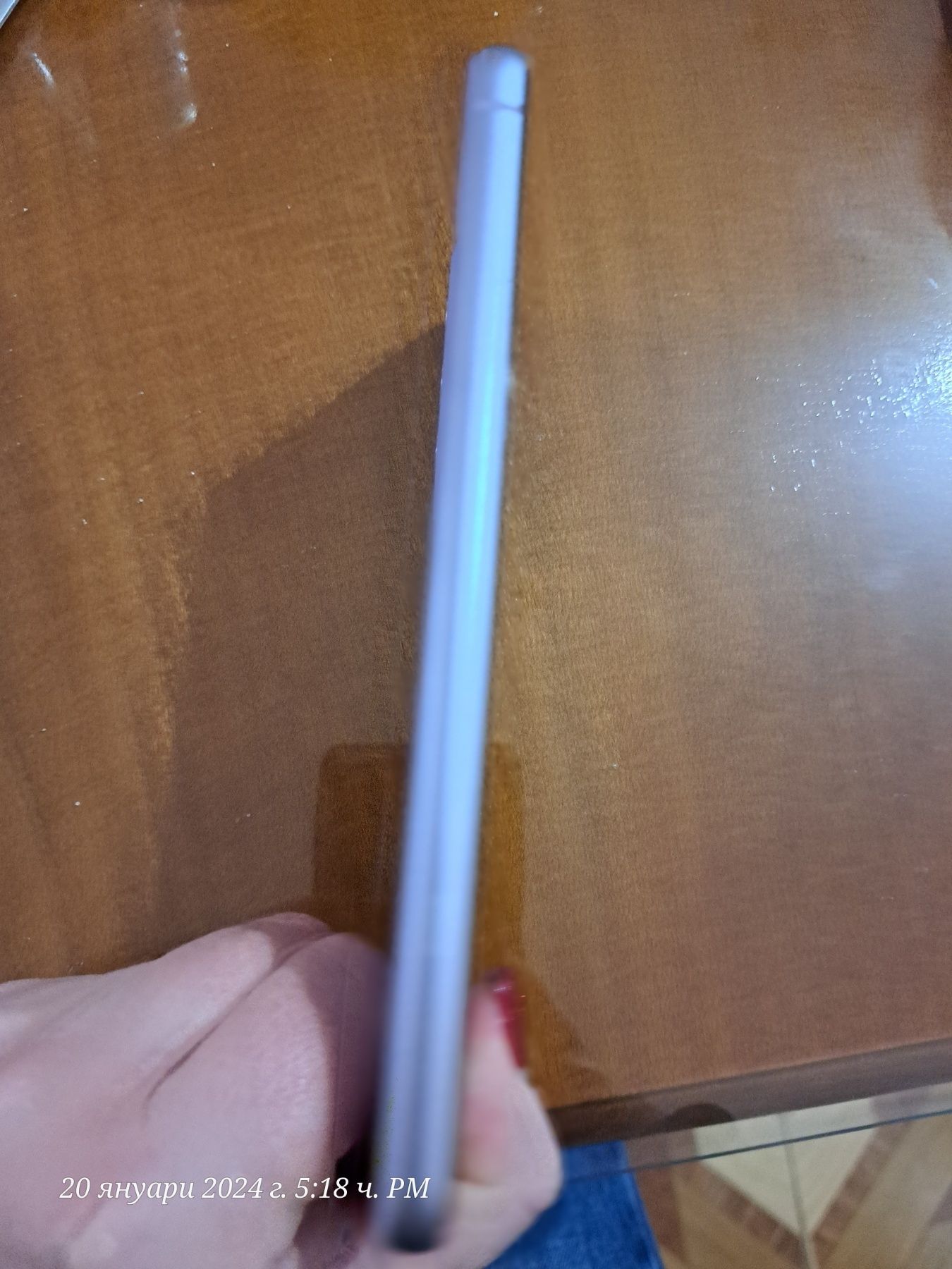Продавам Samsung S21 FE