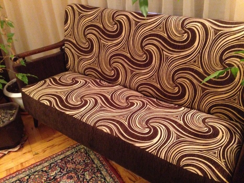 Уникален оригинален диван от Сирия, с 2 фотьойла