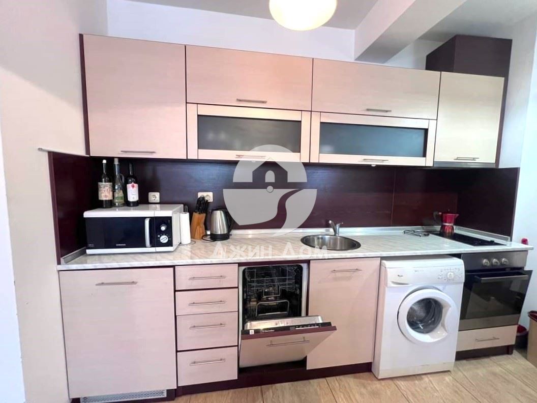 Продава се Двустаен апартамент в Свети Влас - 66 кв.м за 1182 €/кв.м - Снимка #4