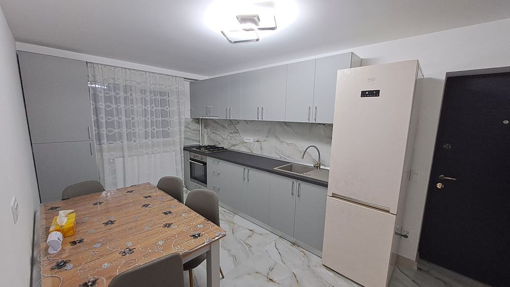 Inchiriez apartament regim hotelier