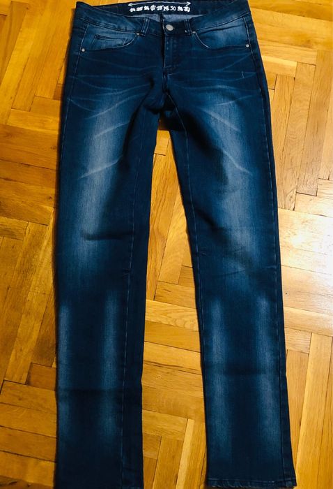 продавам дънки,спортни панталони