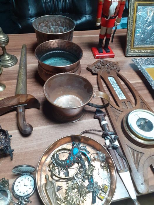 Стари  антикварни  предмети