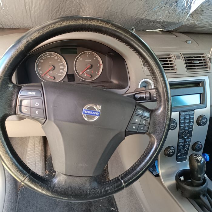 Volvo S40 2.0 HDI 136к.с. 2006 на части