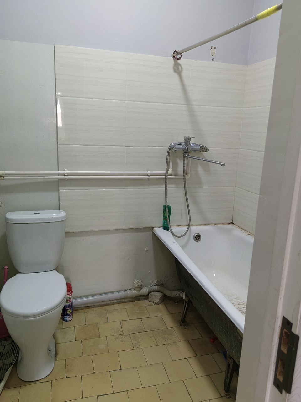 Algoritm 31 da kvartira sotiladi 49.000$