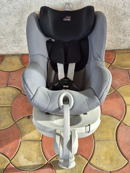 Scaun auto BRITAX ROMER Dualfix M i-Size 0-18 Kg prindere Isofix