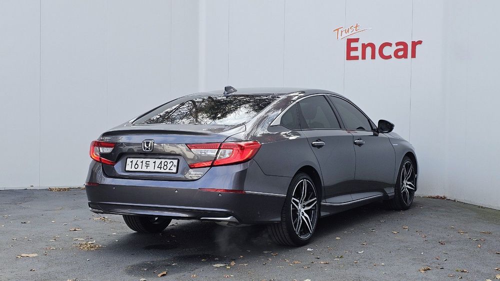 Honda Accord 2.0 Hybrid Touring