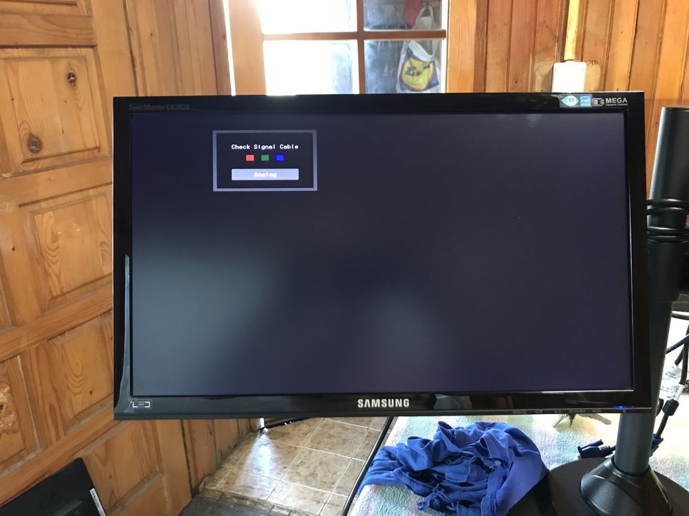 Samsung EX2020 Series Business Monitor x 2+стойка за двата и кабели