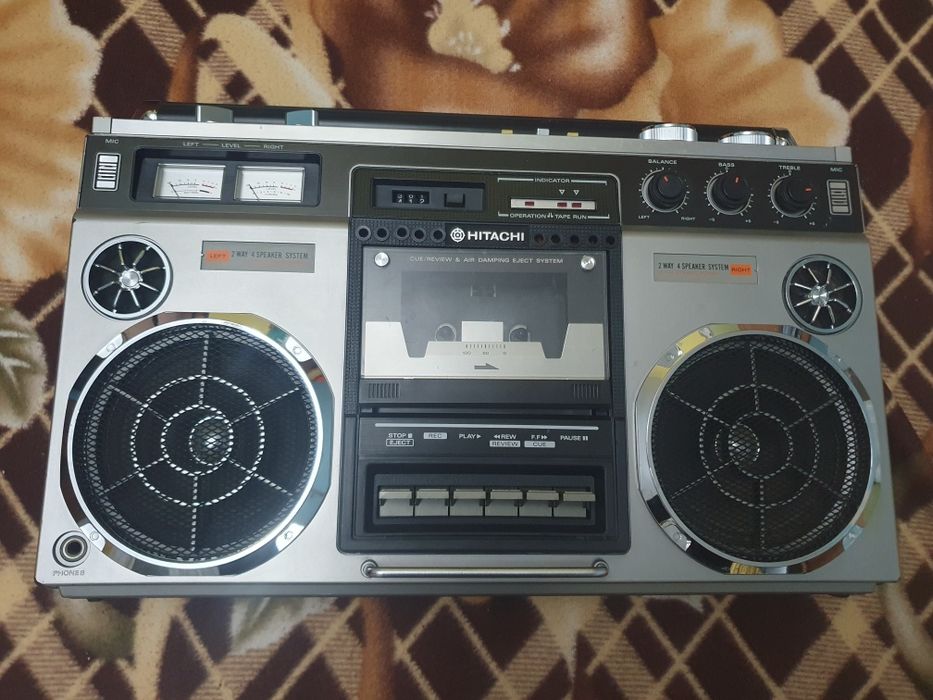 Касетофон Hitachi tkr 8155e