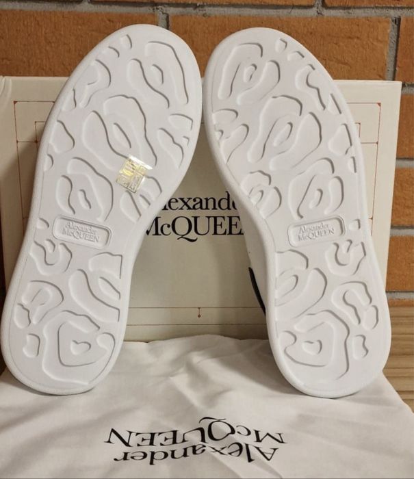 Adidasi Alexander Mcqueen albi