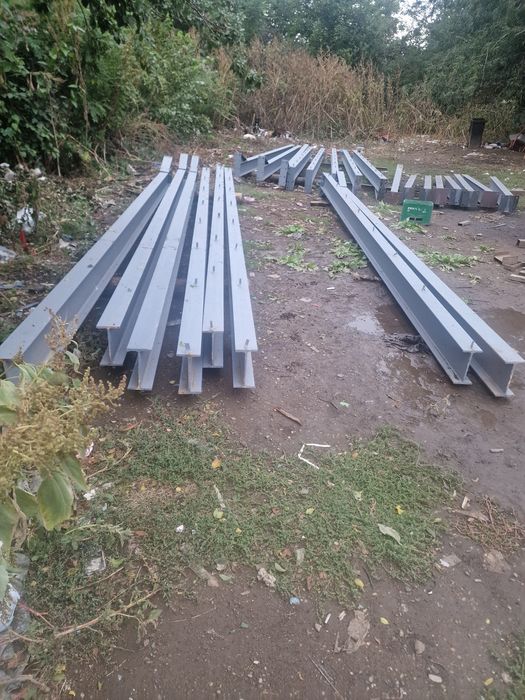 Vand hala  confecționată din profile ipe 160  compus din 5 ferme 10 st