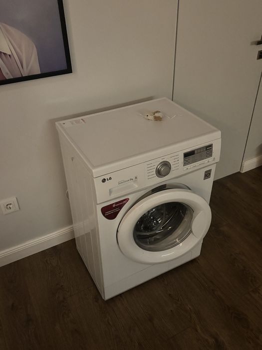 Продам стиральную машинку LG 6kg
