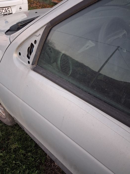 Vând Renault megan 1