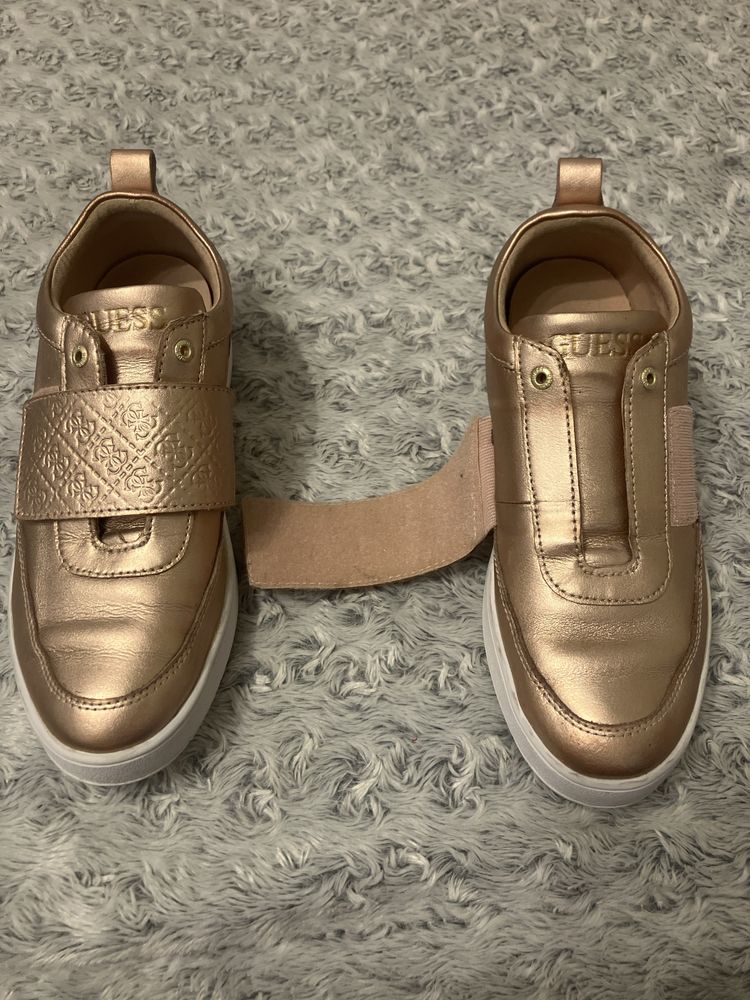 Pantofi guess damă 39
