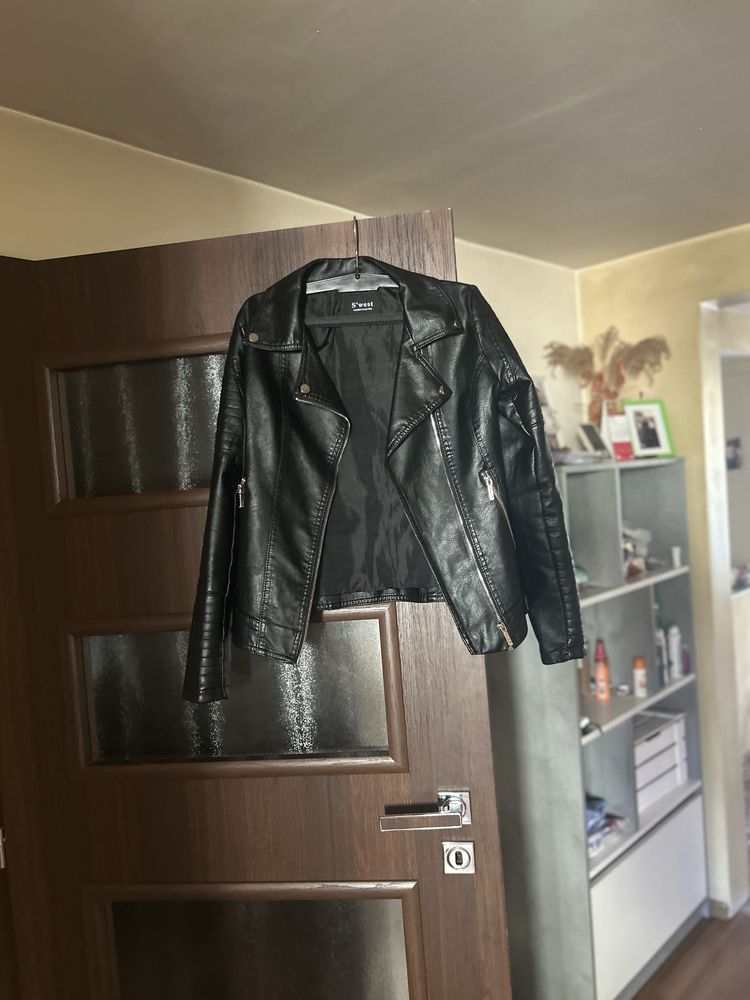 Дамско кожено яке
