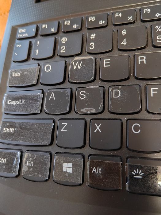 (URGENT) Laptop gaming RTX 3050