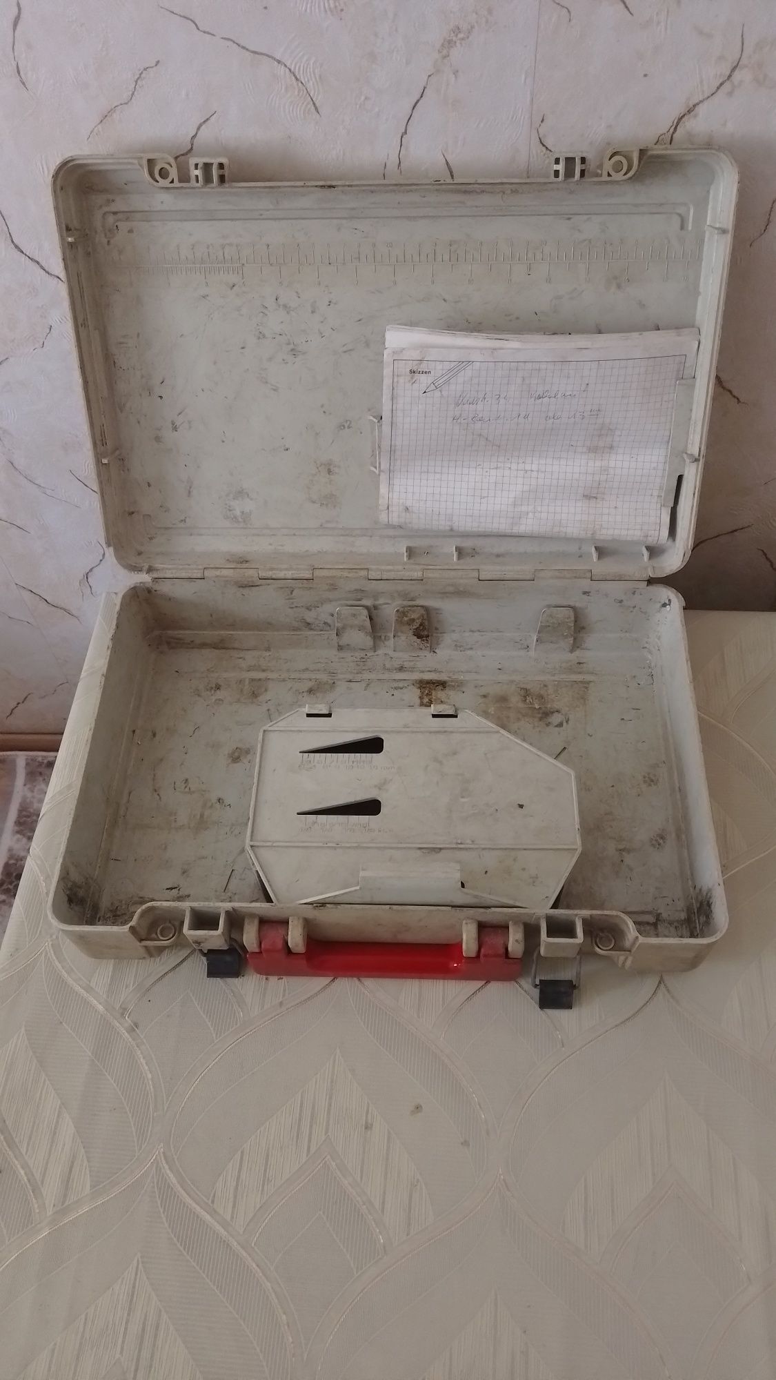 Перфоратор BOSCH gbh 2-24 DSE