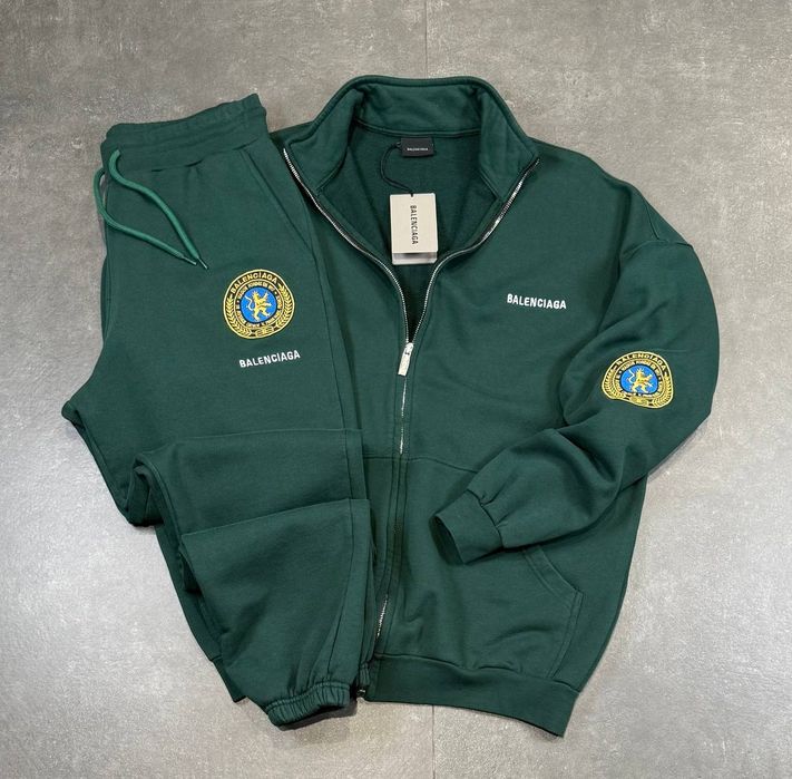 Мъжкш екипи различни модели