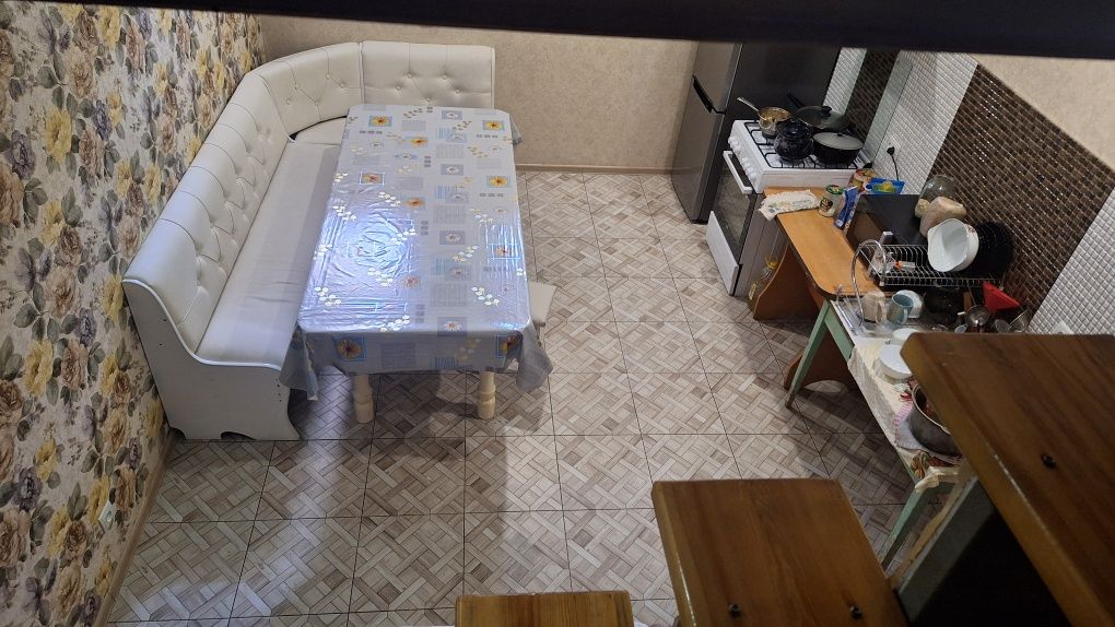 Продаётся часть дома. 3 комнаты, 92м², 3 сот