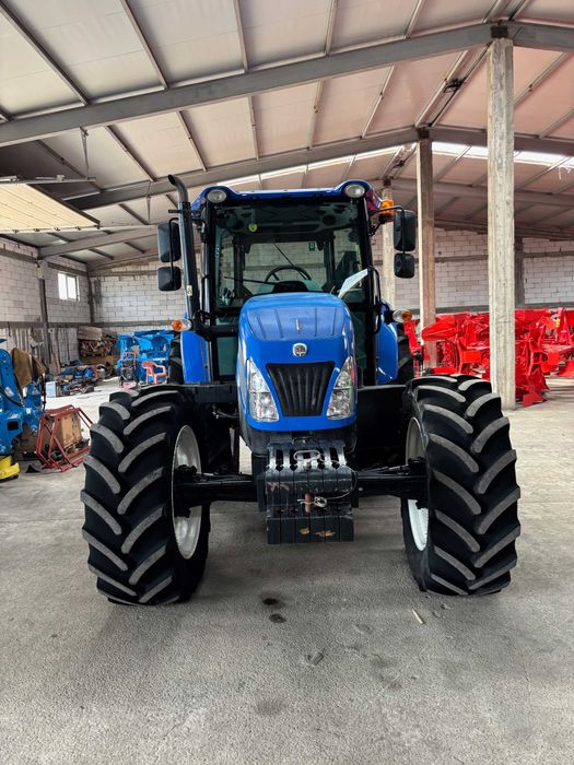 Tractor New Holland TD 5.115 an 2021 Claas Case Fiat Fendt John Deere