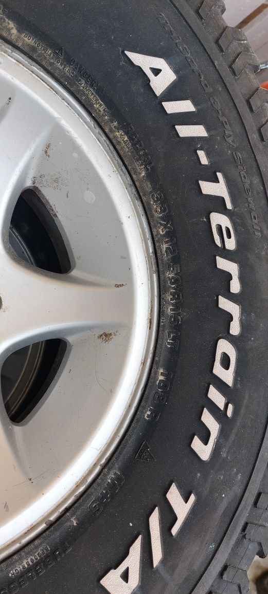 Anvelope  33 -12.5-r15 Bf godrich cu jante de aliaj
