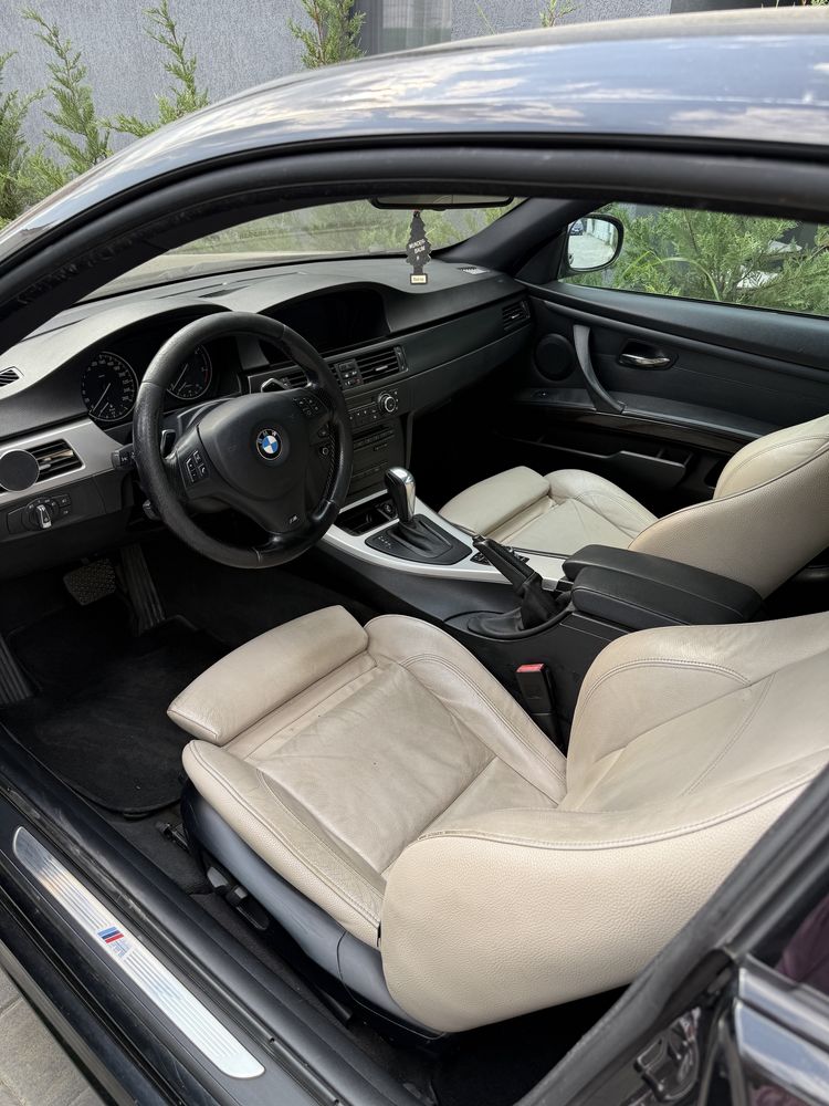 Vand BMW E92 320d facelift M Sport de fabrica