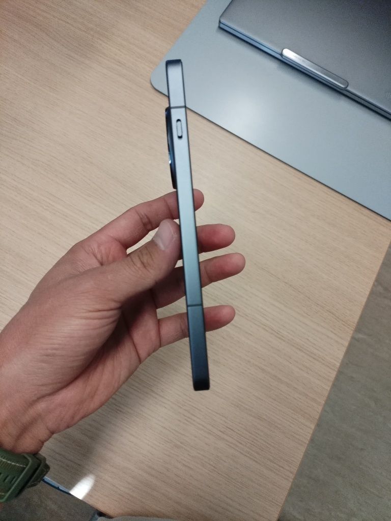 Обмен Oneplus 13R 12/256