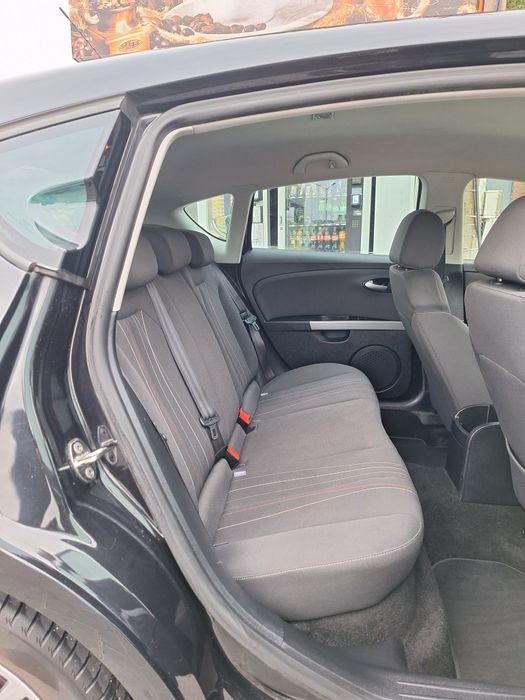 Seat Leon Model 2012 motor 1.4l benzina, euro5, navi, clima, senzori