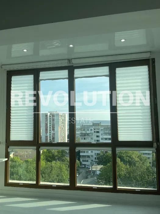 Дава се под наем Двустаен апартамент в Варна, Възраждане 1 - 60 кв.м за 400 € - Снимка #3