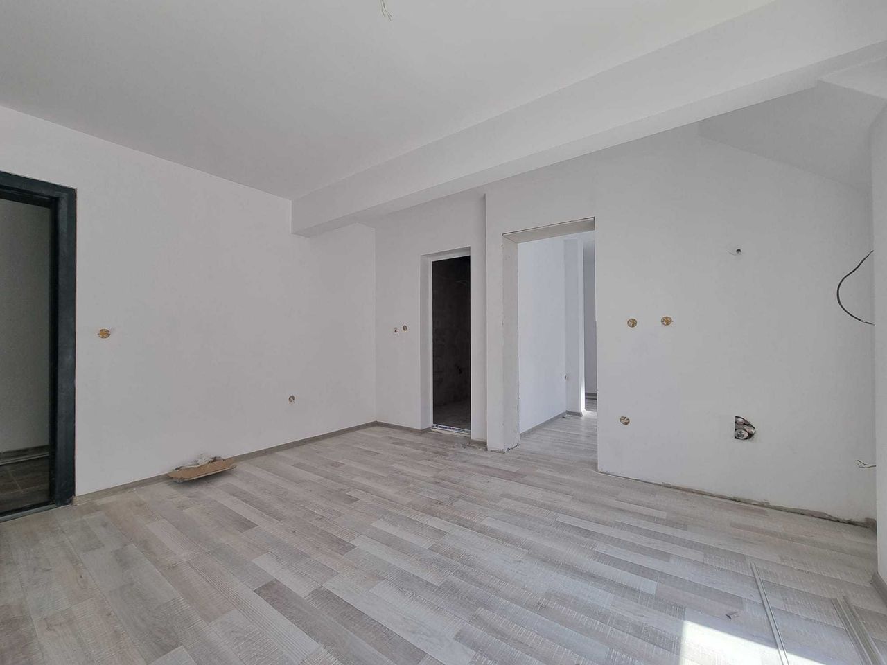 Продава се Двустаен апартамент в Свети Влас - 61 кв.м за 1104 €/кв.м - Снимка #4