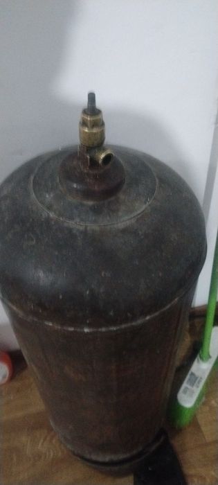 Продам баллон газовый